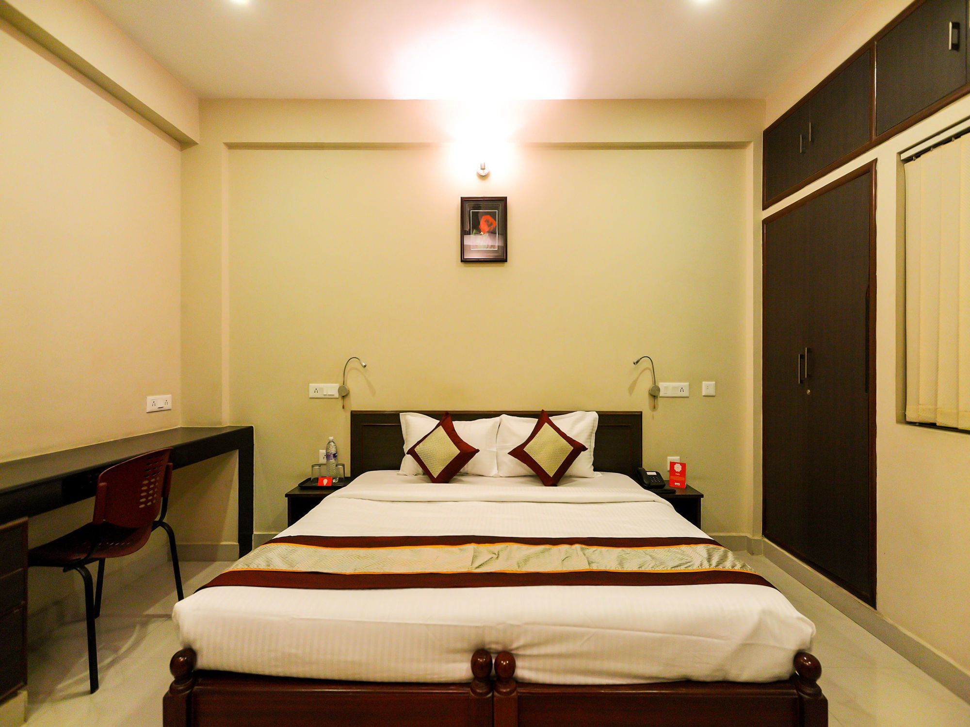 Oyo Flagship 12665 Chrompet Hotel Ченай Екстериор снимка
